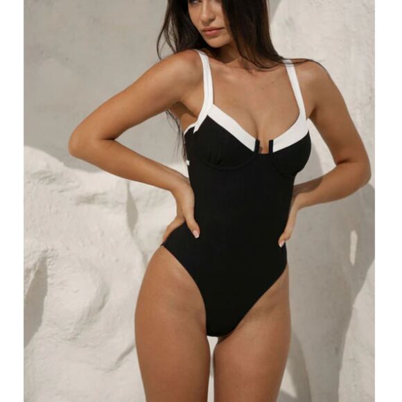 Berlook Women's Size M Black Contrast Trim Knotted One-Piece Swimsuit NWT - Picture 4 of 11